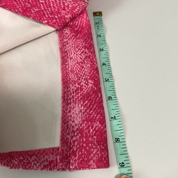 URBAN OUTFITTERS - SIZE 10 - WOMEN’S VIVICA FAUX LEATHER PANTS - SNAKESKIN PINK - Picture 9 of 12